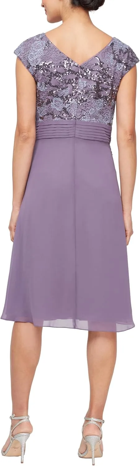 Alex Evenings Women's Short Sleeveless A-line Gown with Embroidered Empire Bodice, Cocktail Dress for Special Occasions