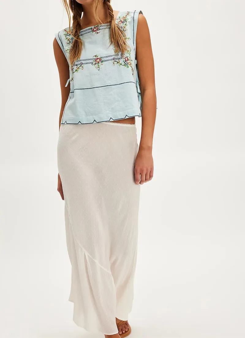 Amiblvowa Tie Front Tank Top Y2k Women Teen Girl Sleeveless Crop Vest Low V Neck Bow Sexy Going Out Summer Cropped Top