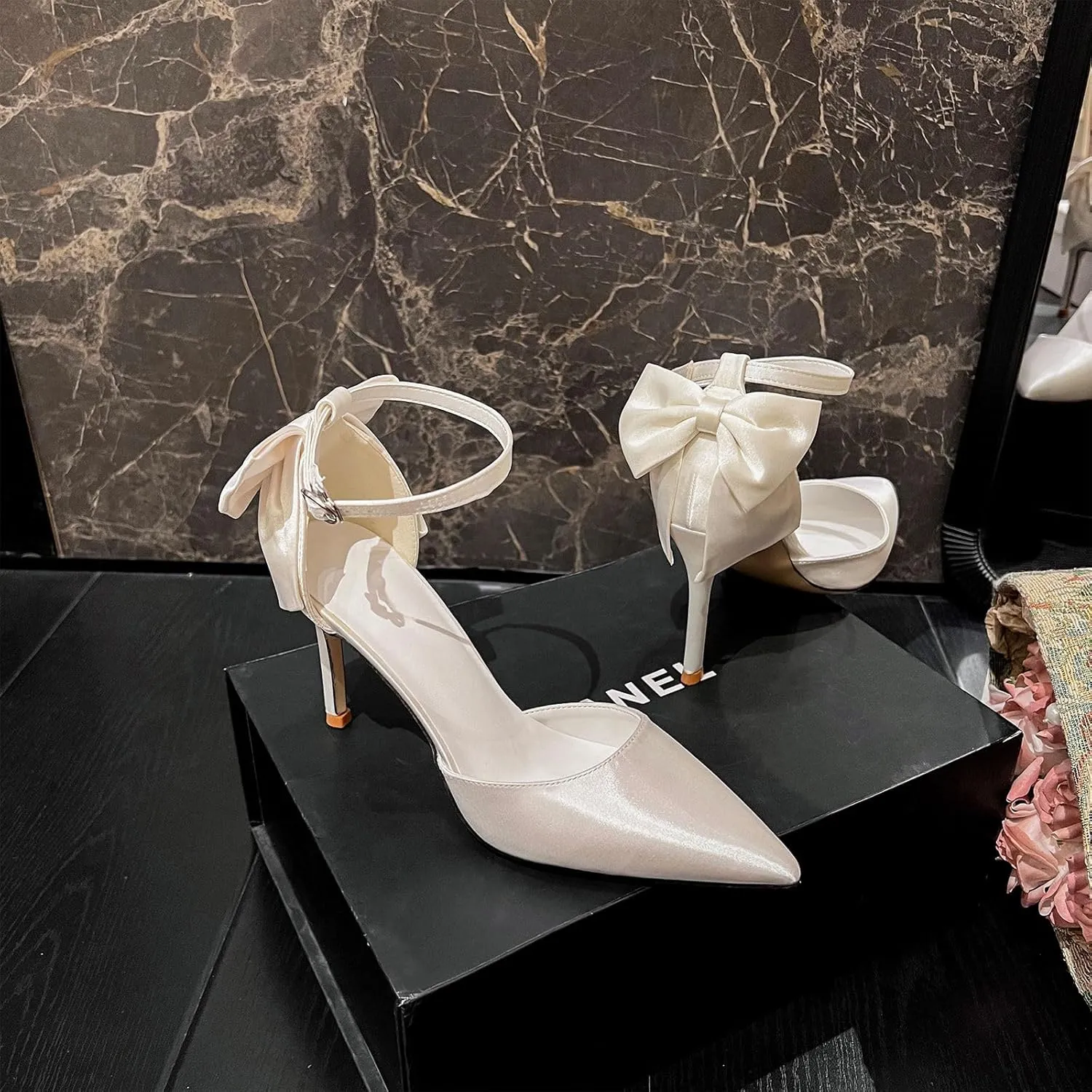 AOQUNFS Women's High Heels Strappy Closed Toe Stiletto Pointed Toe Satin Bow Ankle Dress Wedding Party Pumps Shoes