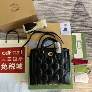 Charm - GG Bags - 596