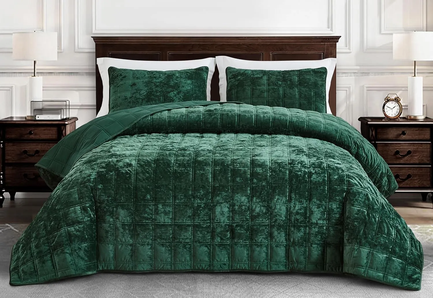 Chezmoi Collection Piers Forest Green Velvet Quilt Oversized King Set, 3-Piece Plush Distressed Velvet Bedding All Season Lightweight Comforter - Brushed Microfiber Reverse with Double Square Stitch
