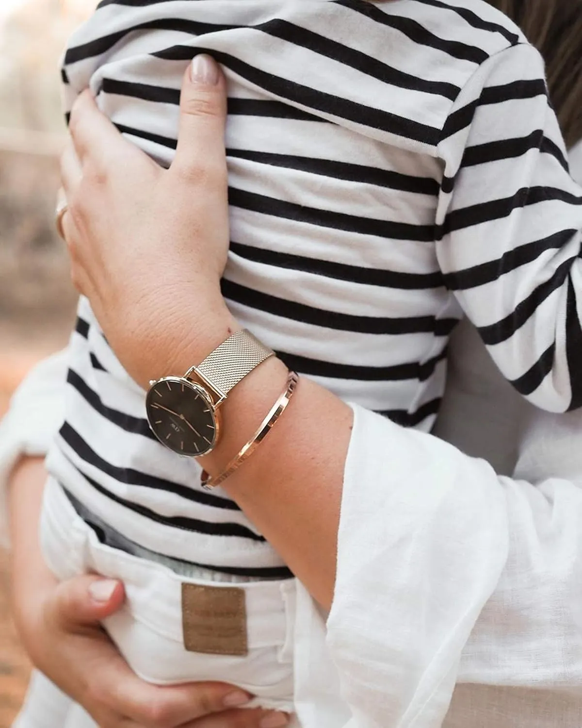 Daniel Wellington Petite Evergold Women’s Watch – Japanese Quartz Movement, Stainless Steel Mesh Strap, Water Resistant, Gold Watch for Women