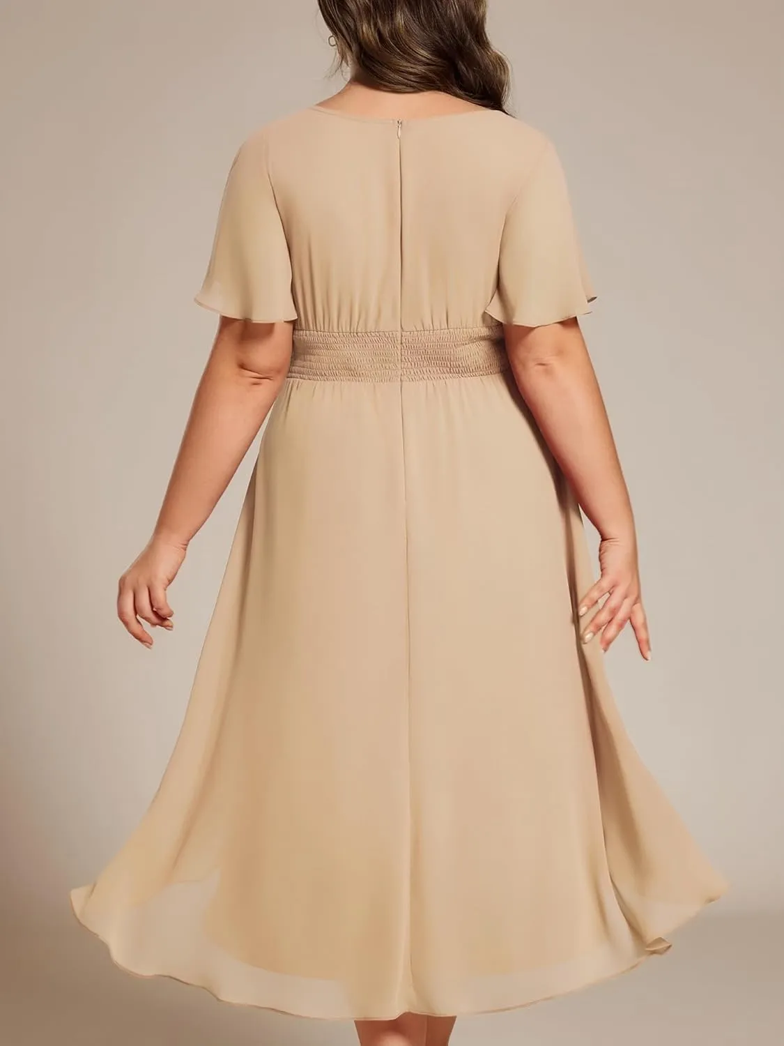 Ever-Pretty Plus Women's Round Neck Ruffles Sleeves Pleated Waist Chiffon Knee Length Plus Size Cocktail Dresses
