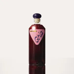Ghia Non-Alcoholic Berry Apéritif - 500ml (1-Pack) | Botanical Mediterranean-Inspired Spirit Cocktail Mixer with Notes of Strawberry, Black Currant & Rosemary | Vegan, No Added Sugar