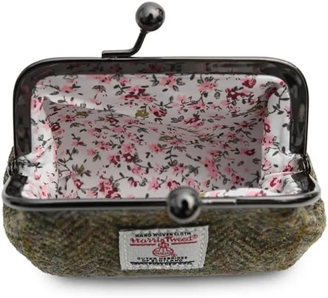 Islander The Coin Purse Made of Harris Tweed (Chestnut Herringbone)