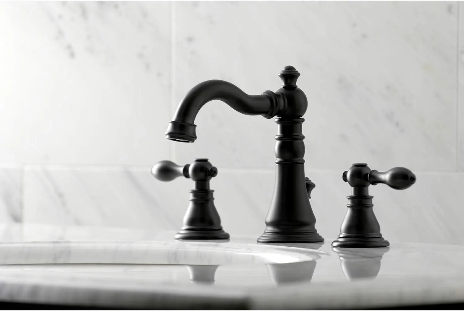 Kingston Brass FSC1970ACL American Classic Widespread Bathroom Faucet, 8 x 5.19 x 6, Matte Black