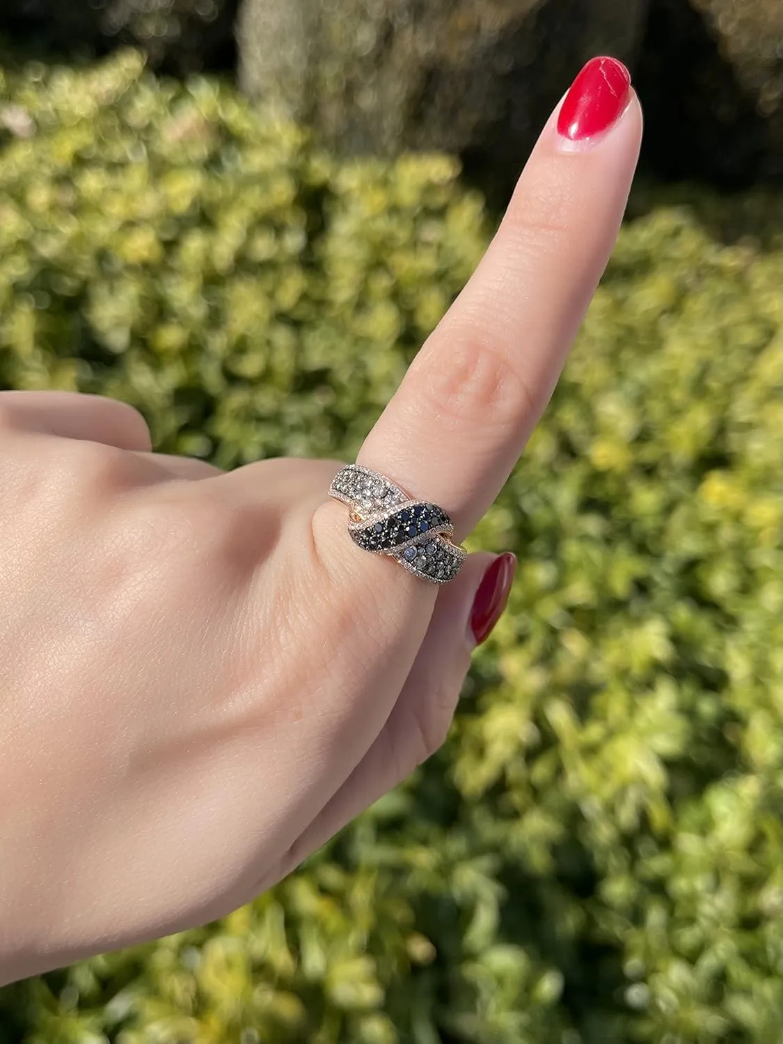 LE VIAN 1 1/3 Carat Black Vanilla and Chocolate Diamond Ribbon Ring for Women I 14k Rose Gold Statement Ring for Her (G-H/Brown, VS2-SI1 / SI2-I1, 1.37 cttw) Promise Anniversary Band Size 5 to 10.5