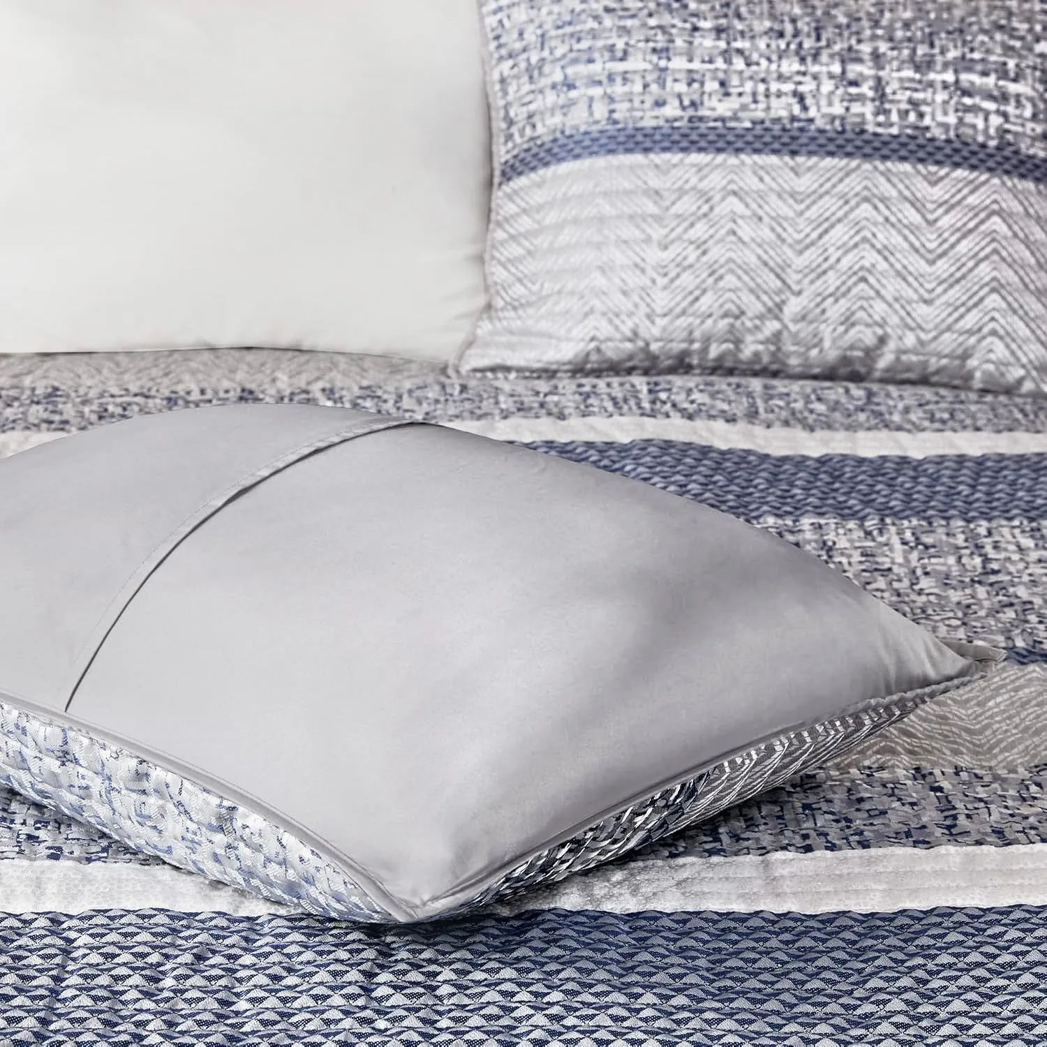 Madison Park King Quilt Set Lustrous Jacquard & Glitter Accent Coverlet Set for King Size Bed - All Season, Lightweight King Quilt Set, Shams, Decorative Pillow, King/Cal King Chevron Grey/Navy