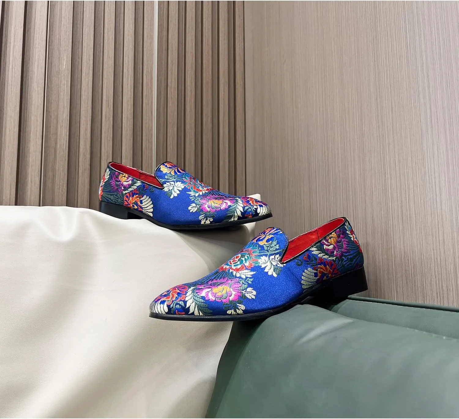 Men's Luxury Embroidery Penny Loafer Noble Slip-on Suede Loafers Shoes Smoking Slippers Party Dancing Shoes Plus Size 7-13
