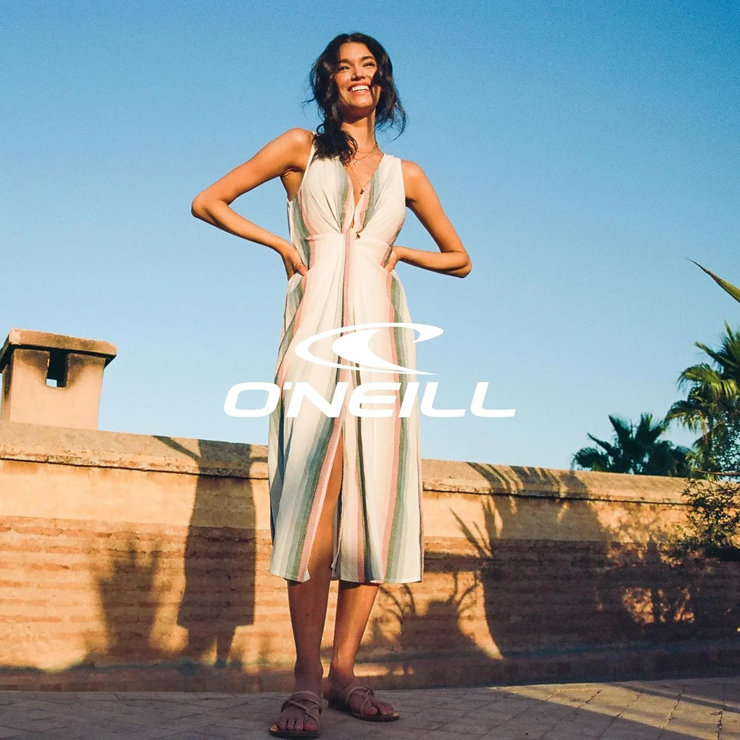 O'NEILL Women's Sonny Side-Tie Short Cover Up Dress, Beach Cover Up Dress, Stylish Swim Cover Up Dress for a Chic Beach Look
