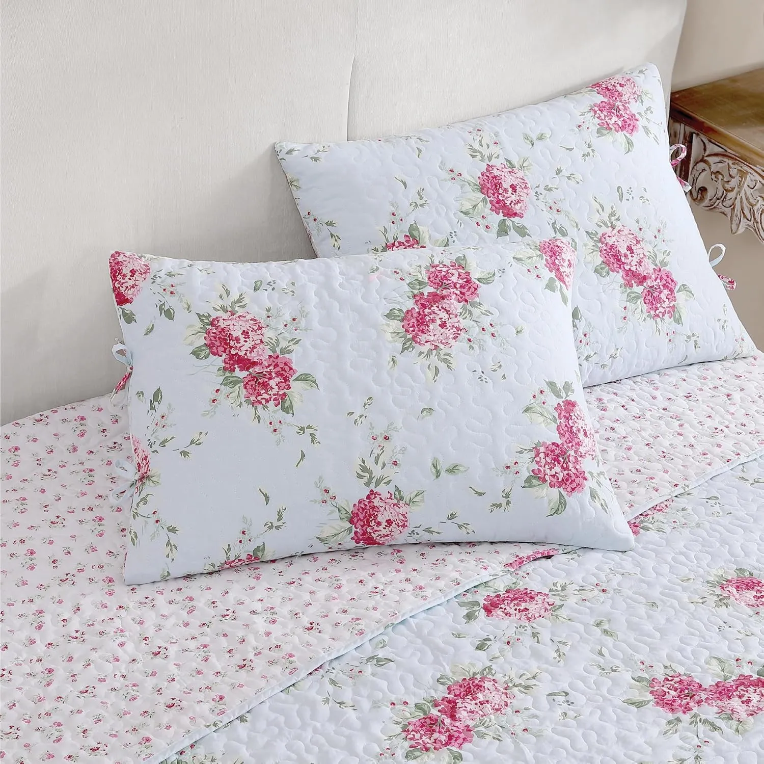 Shabby Chic® - Queen Quilt Set, Reversible Cotton Bedding with Matching Shams, Elegant Floral Home Decor for All Seasons (Chloe Blue, Queen)