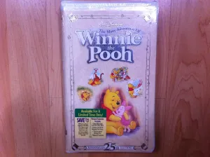 The Many Adventures of Winnie the Pooh (25th Anniversary Edition) [VHS]