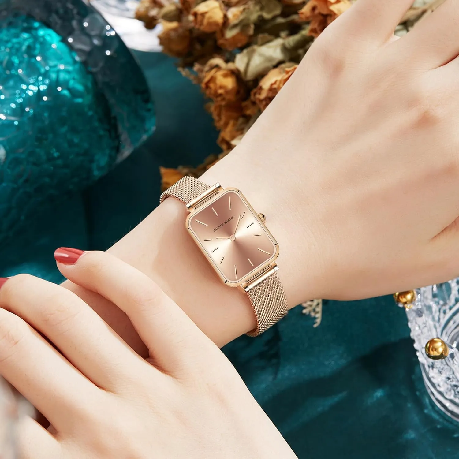 Watches for Women Waterproof Ladies Analog Quartz Wrist Watches Stainless Steel Band Fashion Dainty Female Watch Luxury Bracelet Diamond