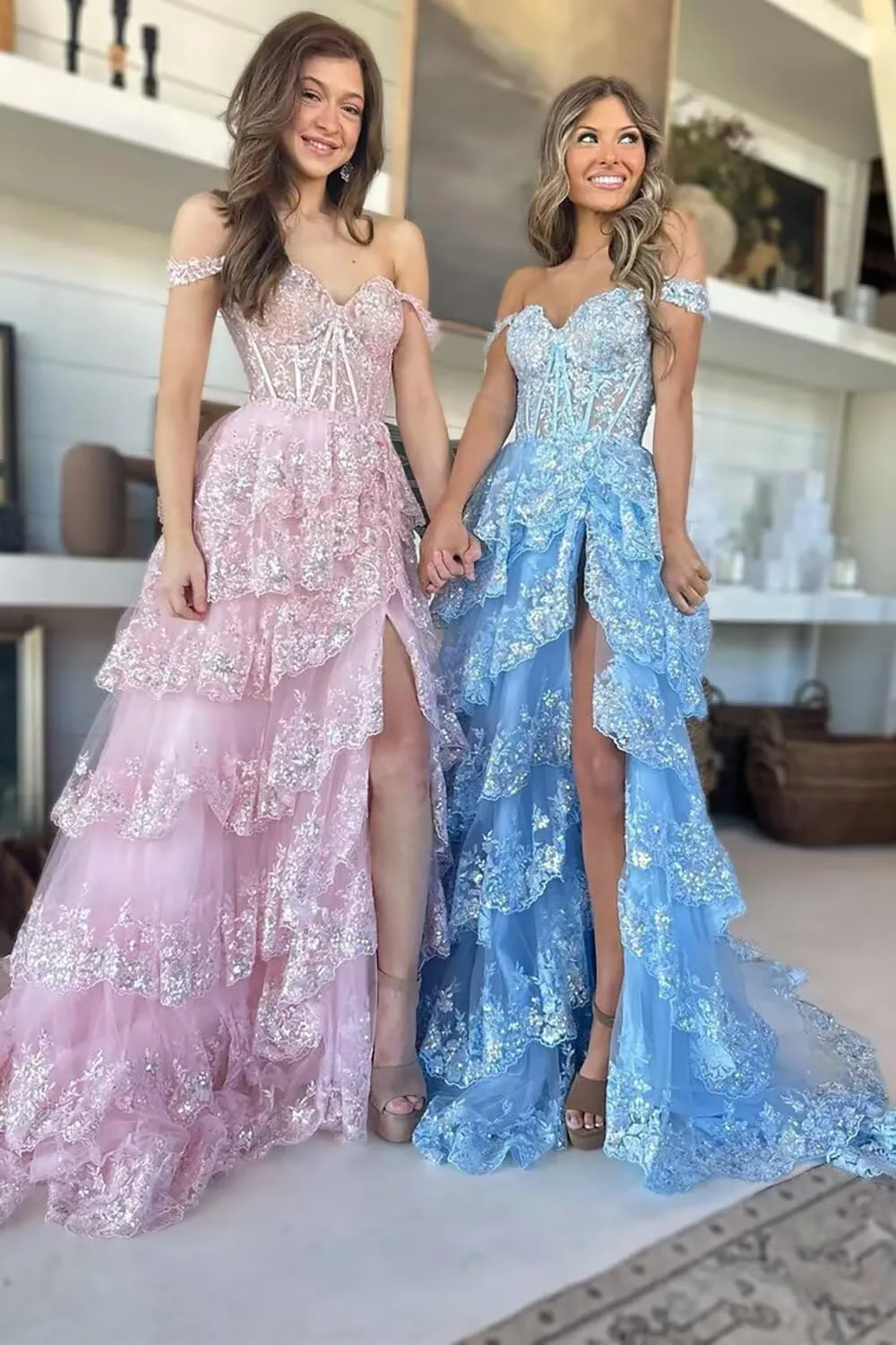 Womens Sparkly Tiered Lace Tulle Prom Dresses 2025 Long Spaghetti Straps Formal Evening Gown with Slit